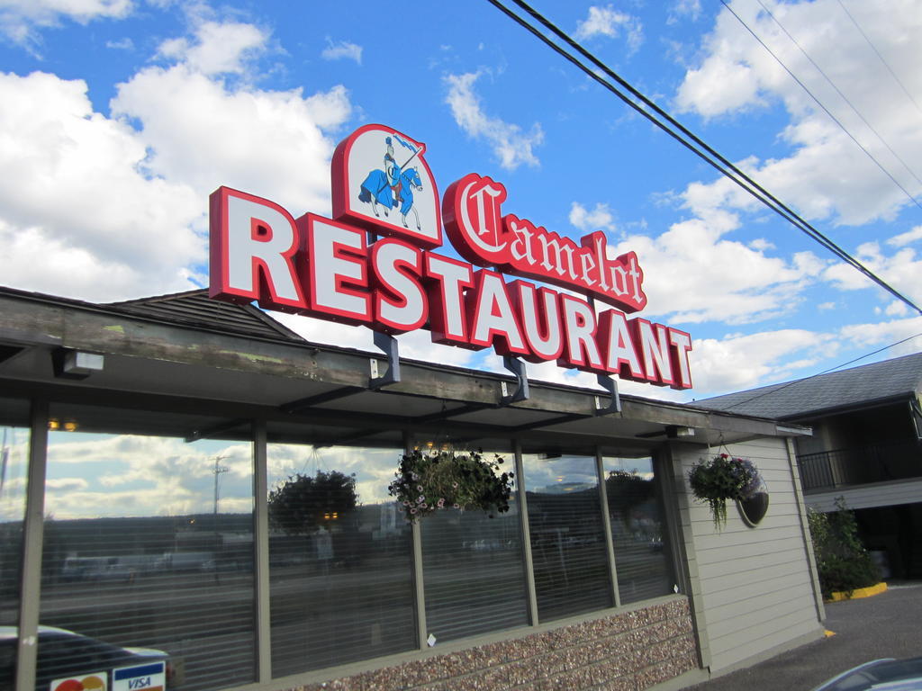 Camelot Court Motel Prince George Exteriér fotografie